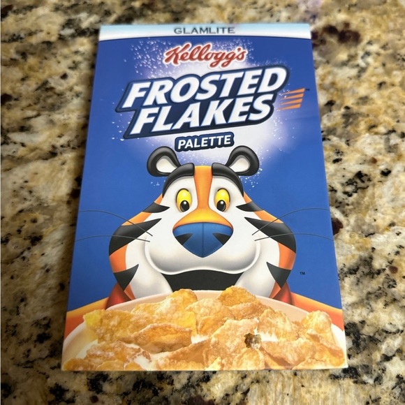 glamlite Makeup Brand New And Unused Glamlite Kelloggs Frosted